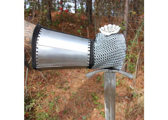 Medieval Holy Land and Defender Chainmail Gauntlets with Plates - Medieval Depot