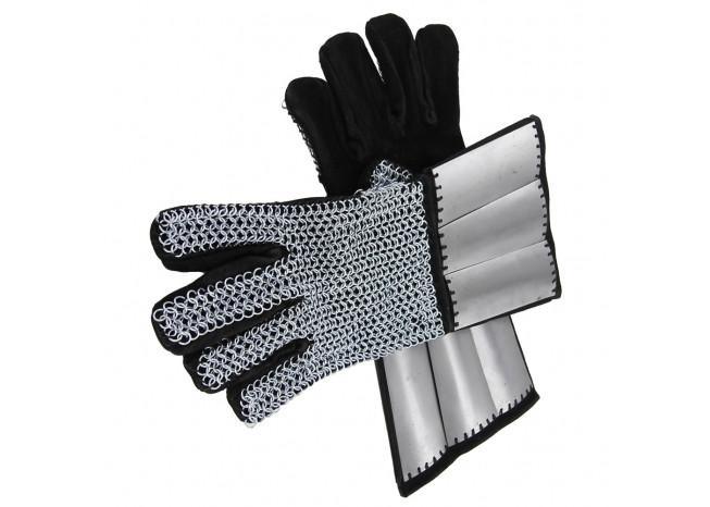 Medieval Holy Land and Defender Chainmail Gauntlets with Plates - Medieval Depot