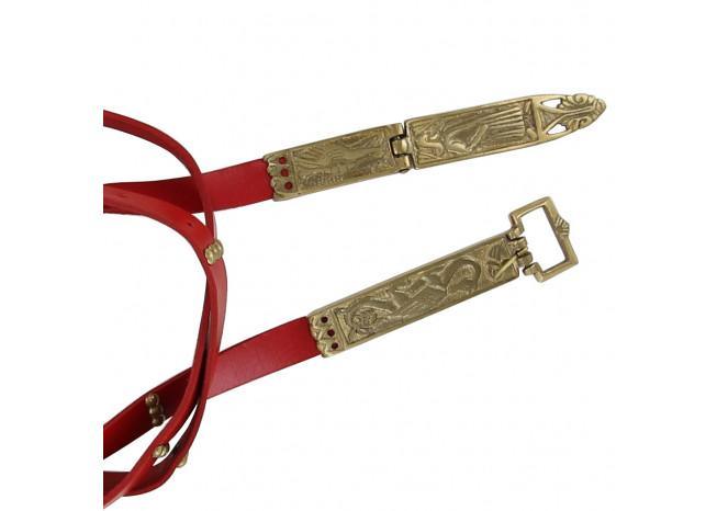 Medieval Lady in Red Leather Belt - Medieval Depot