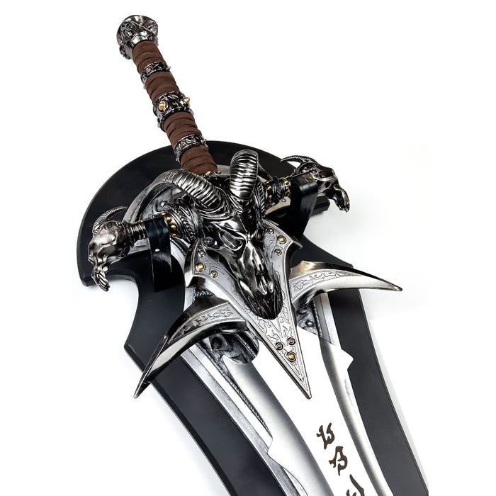 Cosplay Prop: WOW Frostmourne Lich King Arthas Metal Sword Replica With Plaque