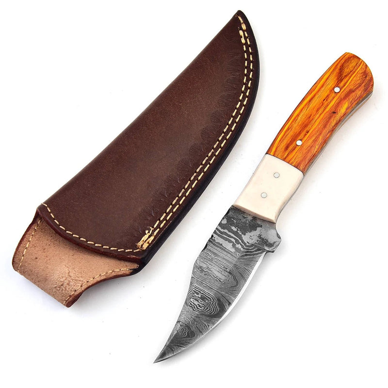 Bone Skinner Damascus Hunting Knife – Pakkawood & Camel Bone Handle, Leather Sheath