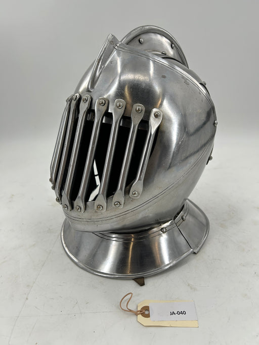 Close Helmet with Barred Grill Visor – 16 Gauge Steel