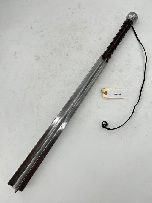 Windlass Steelcrafts Bar Mace – Four-Flanged Carbon Steel with Leather-Wrapped Handle
