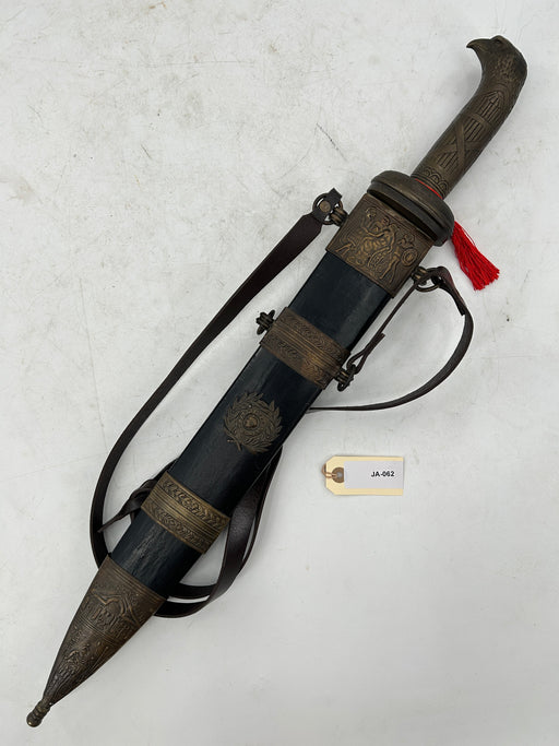 Eagle of Rome Gladius – Windlass Steelcrafts – Carbon Steel Blade with Ornate Scabbard and Baldric
