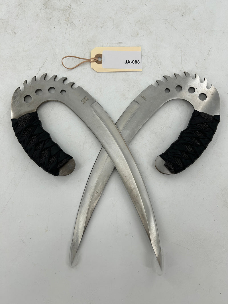 Crescent Slasher Knife Set – Curved Blades with Leather-Wrapped Handles