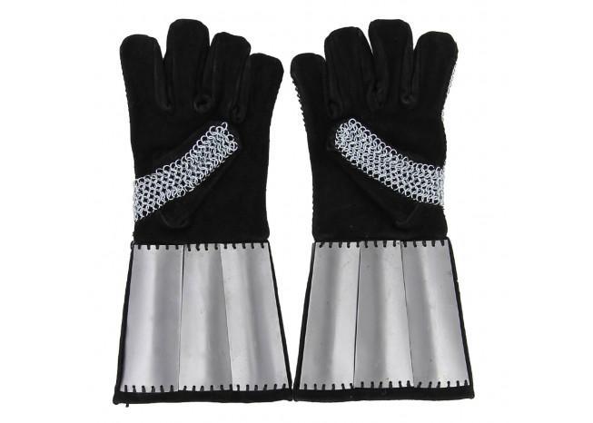 Medieval Holy Land and Defender Chainmail Gauntlets with Plates - Medieval Depot